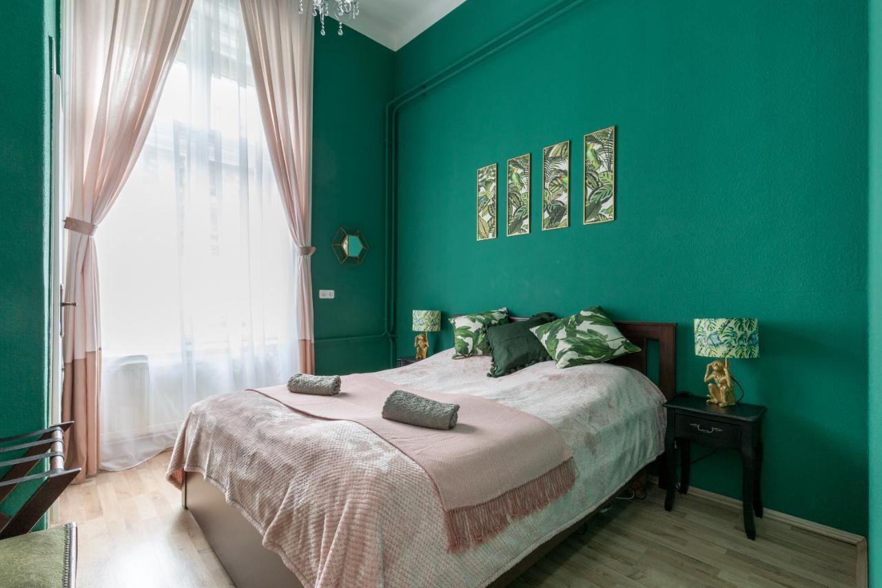 Eclectic Luxury & Spacious 2br Ac In Center Апартаменти *